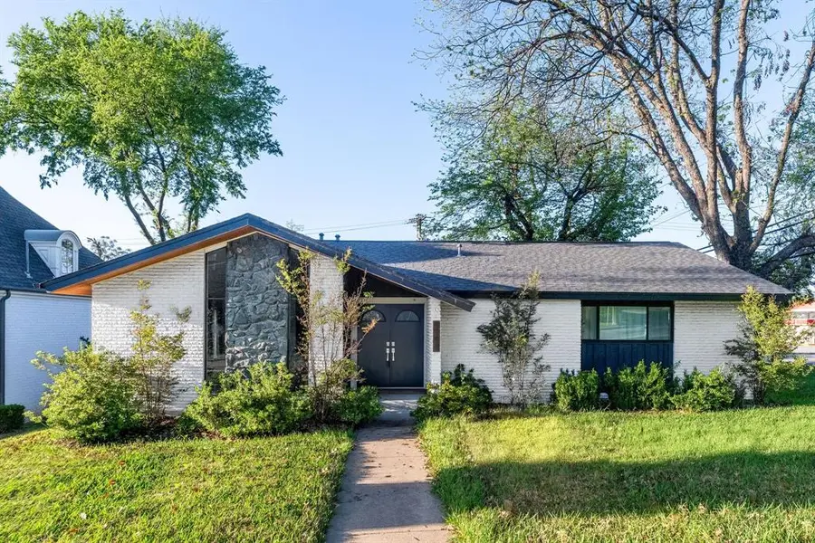 9797 Broken Bow Road, Dallas, TX 75238