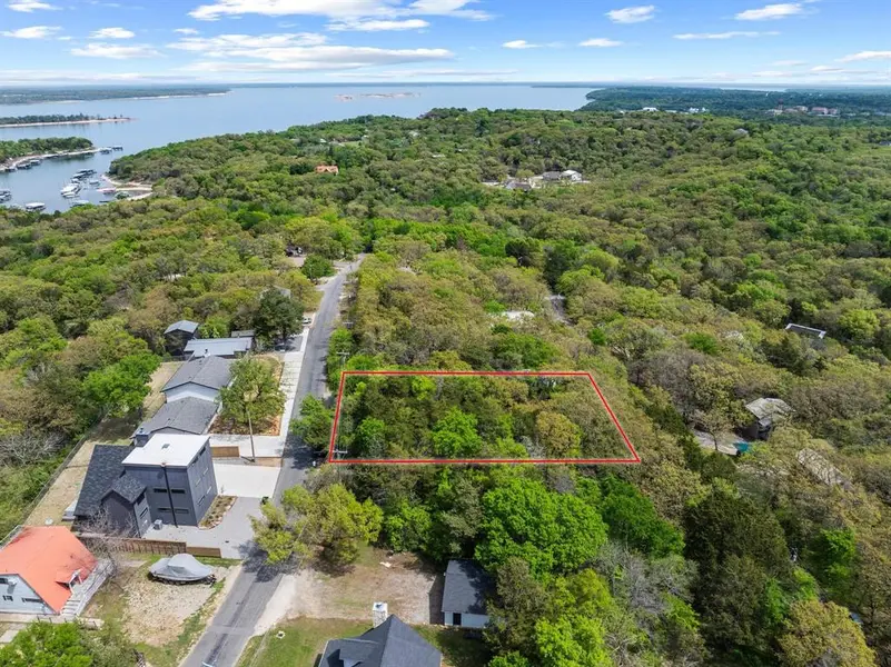 226 Cambridge Drive, Pottsboro, TX 75076