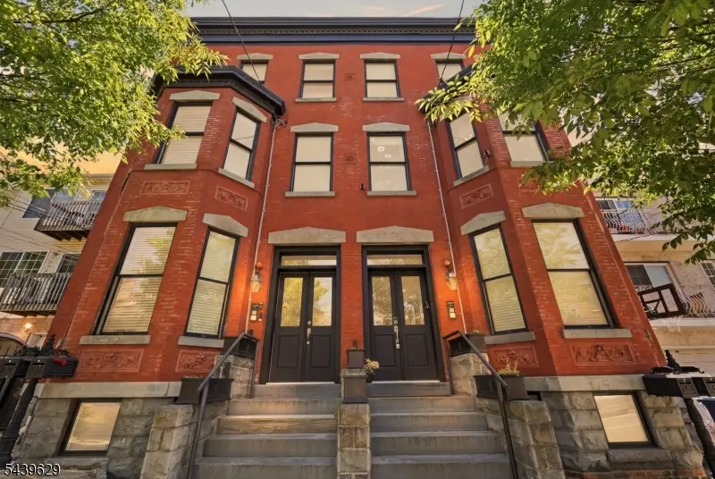 252 Mount Pleasant Ave #1, Newark City, NJ 07104