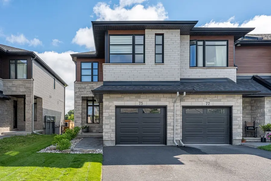 75 O'Donovan DR, Carleton Place, ON K7C 0S2