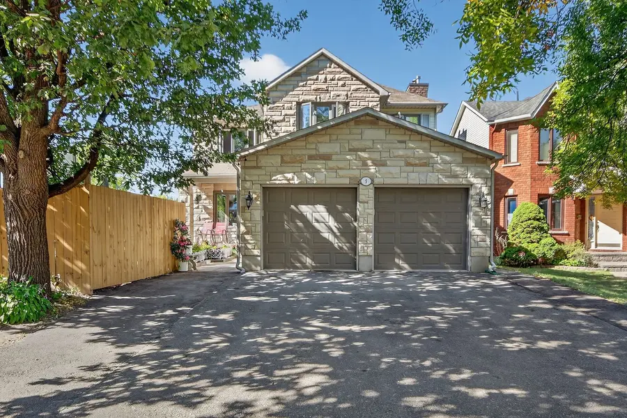 5 Southland CRES, Hunt Club - South Keys And Area, ON K1G 5E5