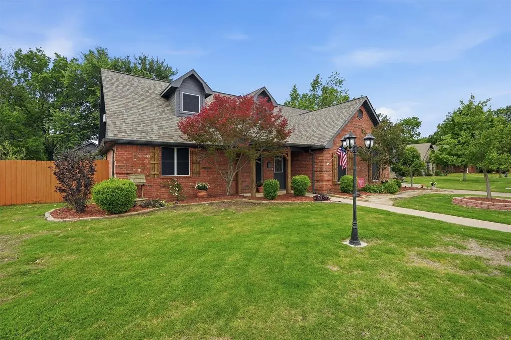 105 Franklin Court, Pottsboro, TX 75076