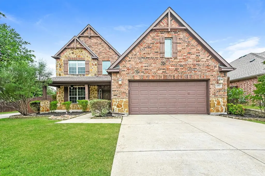 4852 Cliburn Drive, Fort Worth, TX 76244