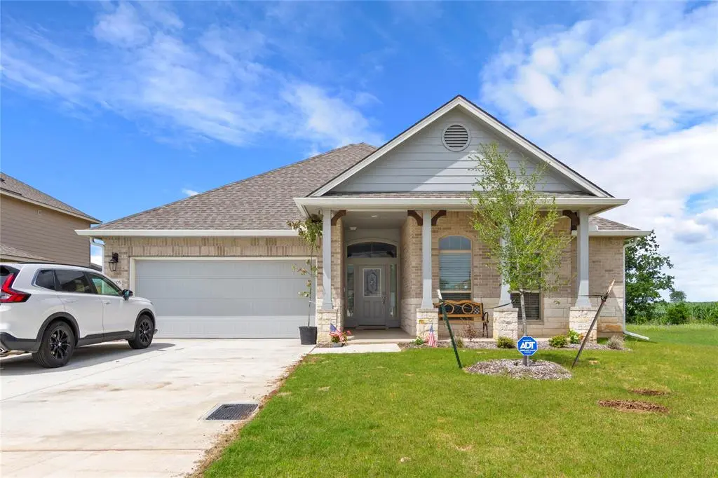 9805 Bridlewood Lane, Waco, TX 76708