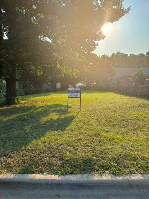 421 Ogden Avenue, Cockrell Hill, TX 75211