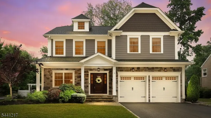 621 Green Briar Ct, Westfield Town, NJ 07090
