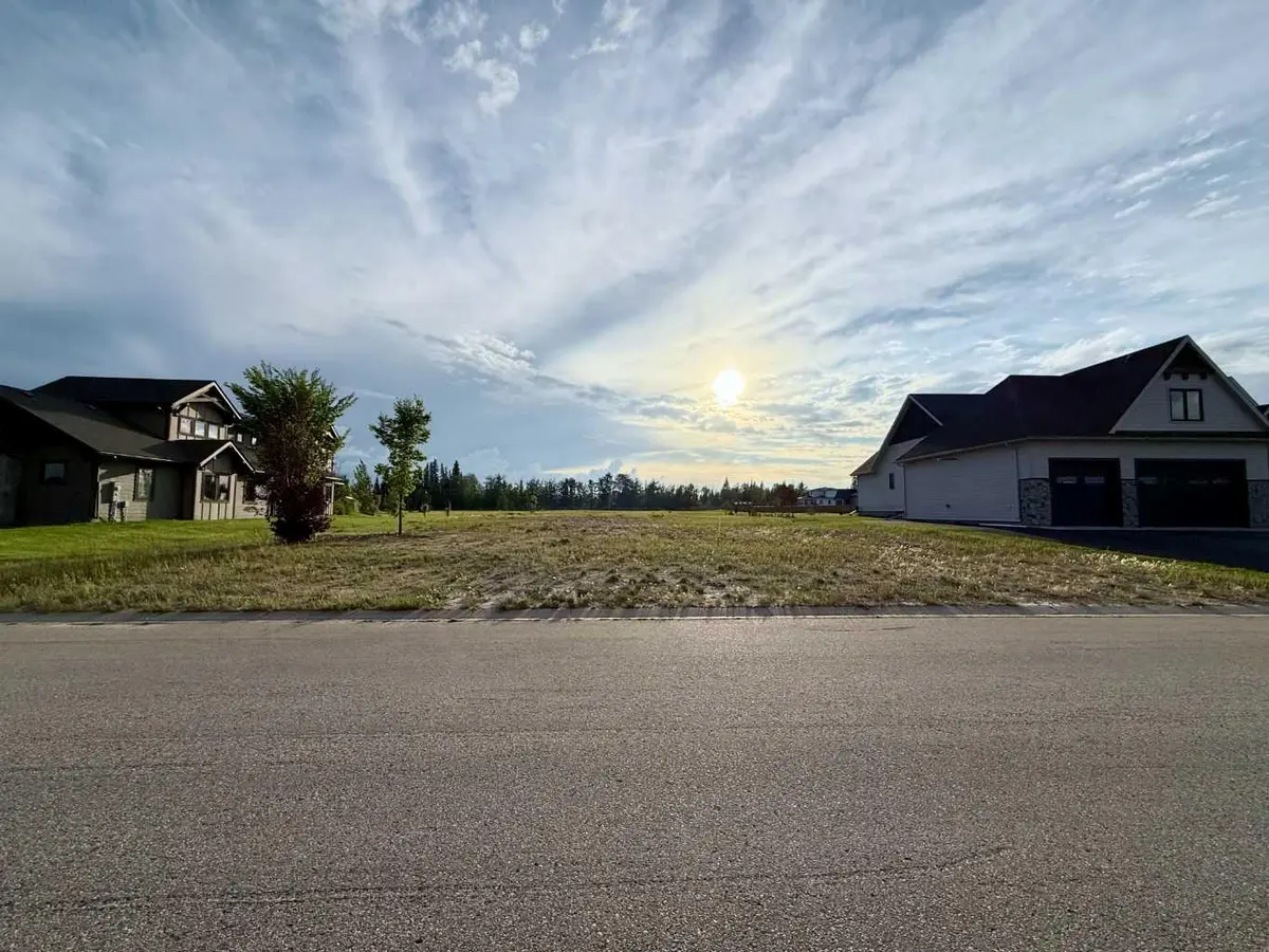 5704 Poplar LN, Rural Grande Prairie No. 1 County Of, AB T8W 0H3