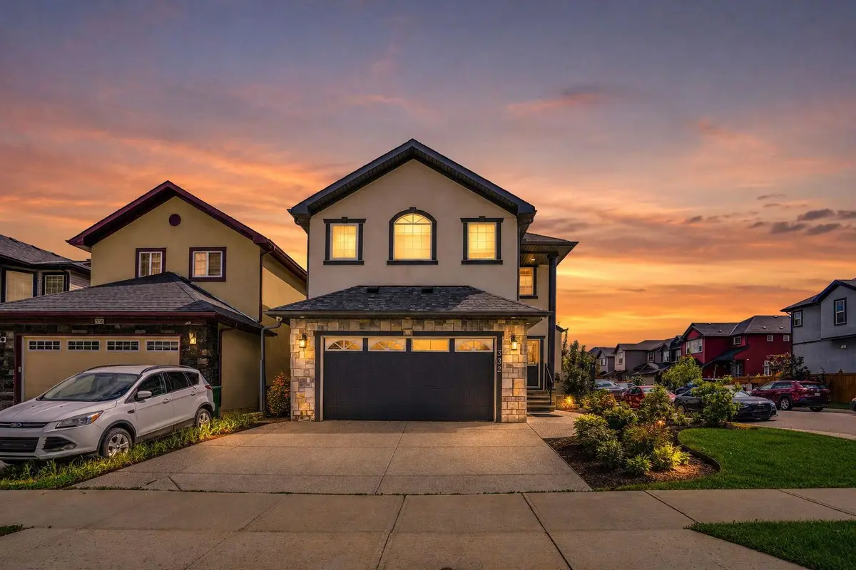 332 Saddlemont BLVD NE, Calgary, AB T3J 0B4