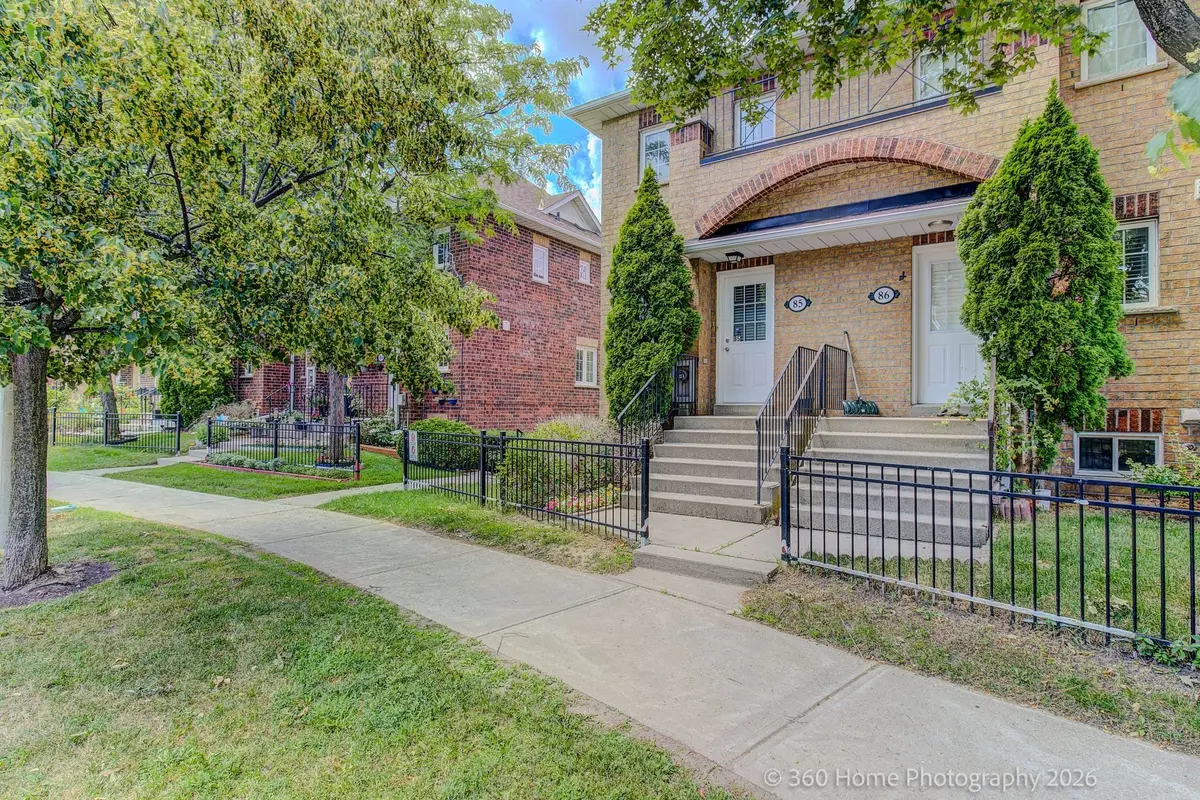 2 Hedge End RD #85, Toronto E11, ON M1B 5Z8