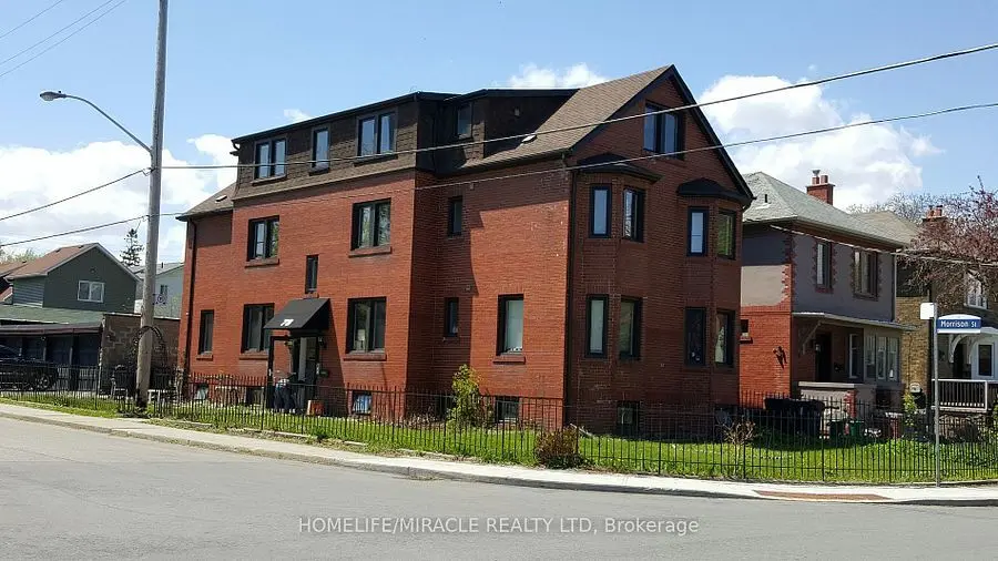 78 Fifth ST #Unit 2, Toronto W06, ON M8V 2Z3