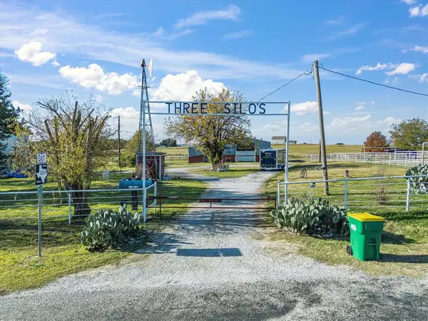 117 County Road 2646, Decatur, TX 76234