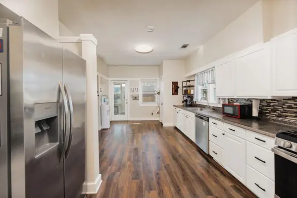 517 W Lamar Street, Alvord, TX 76225