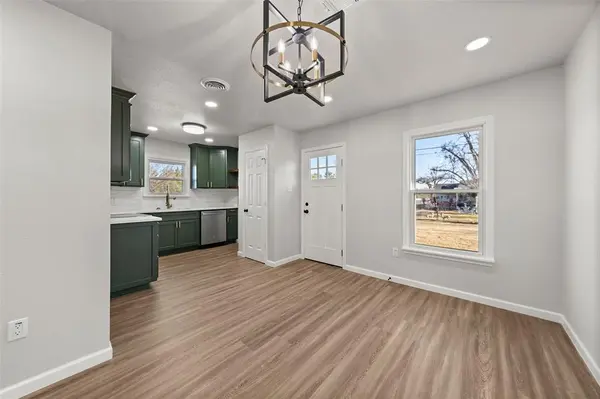 2400 S 26th Street, Waco, TX 76706