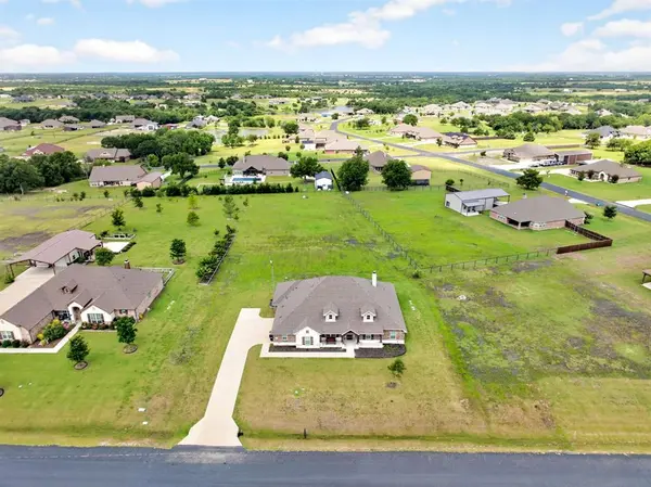 2866 Gail Drive, Farmersville, TX 75442