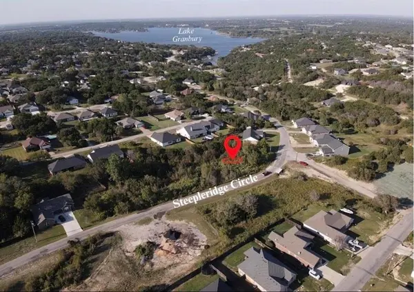 2124 Steepleridge Circle, Granbury, TX 76048