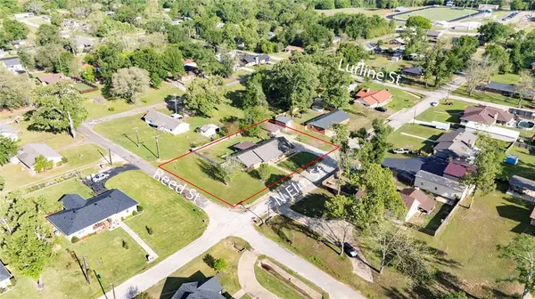 409 N Elm Street, Frankston, TX 75763