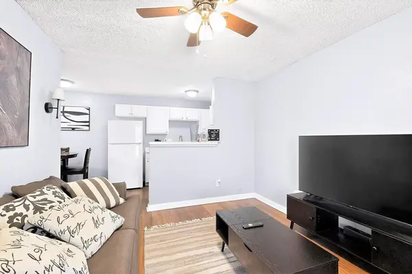 111 E Rogers Street, Arlington, TX 76011