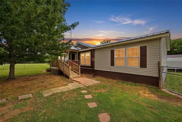 3517 Sandusky Road, Whitesboro, TX 76273