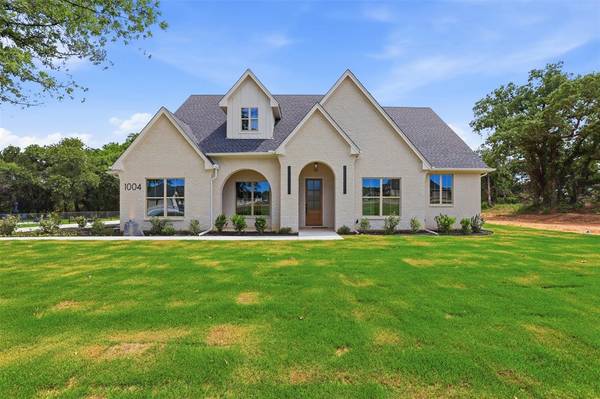 1004 Arbor Vista, Azle, TX 76020