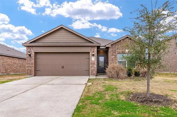 1431 Park Trails Boulevard, Princeton, TX 75407