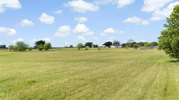 1121 1199, Lindsay, TX 76250