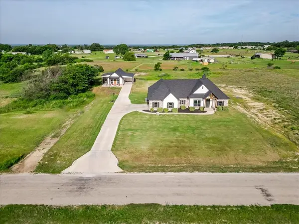 1040 Pioneer Crossing, Weatherford, TX 76088
