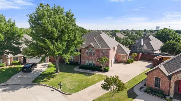 1910 Yarmouth Court, Mansfield, TX 76063