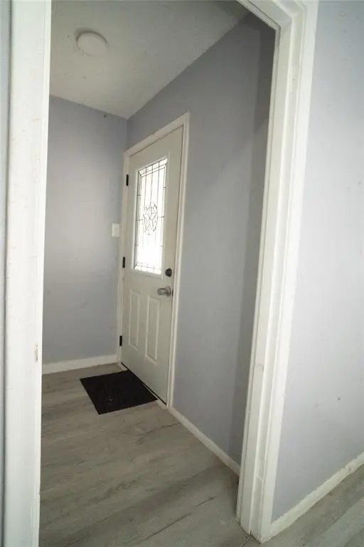 2136 Ridgeway Street, Arlington, TX 76010