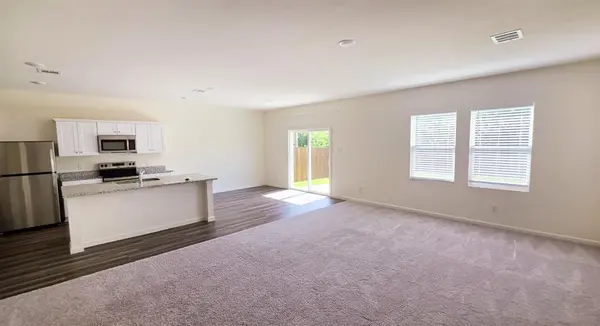 2105 Meadow Park Drive, Melissa, TX 75454