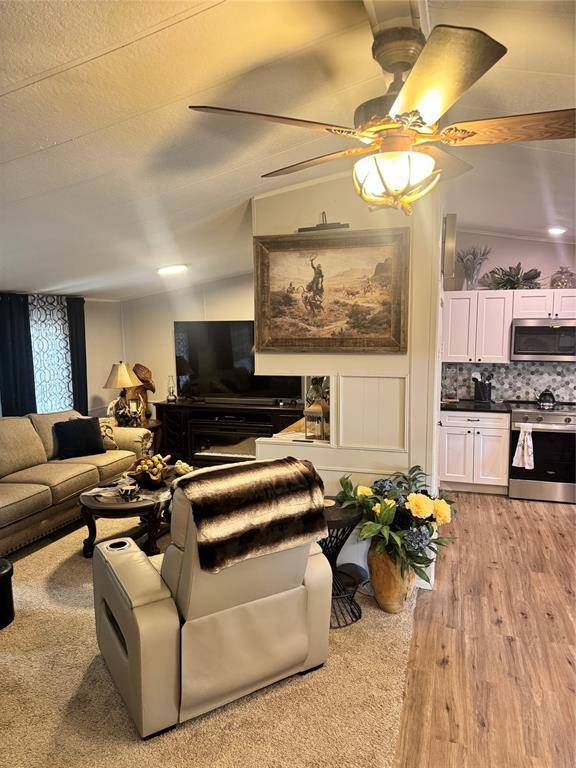 20414 Hillside Drive, Chandler, TX 75758