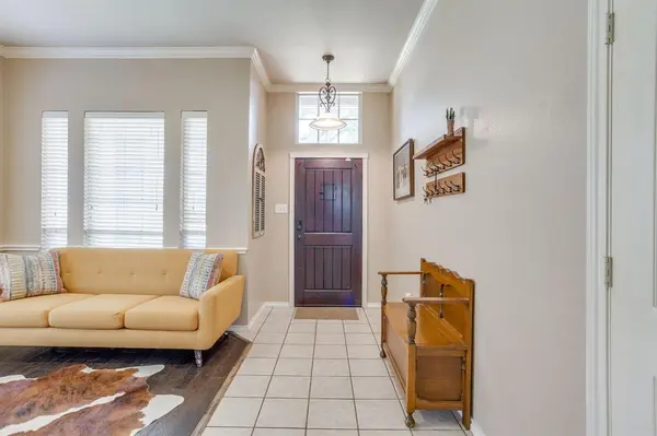 779 Little Ridge Court, Burleson, TX 76028