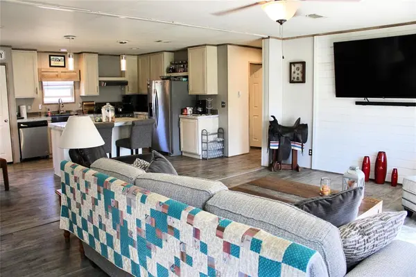 10000 ST HWY 31, Malakoff, TX 75148