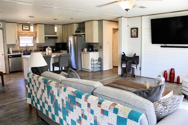 10000 ST HWY 31, Malakoff, TX 75148