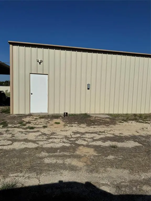 1829 tonkawa, Clyde, TX 79510