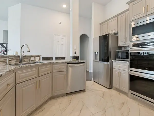 528 Shasta Street, Desoto, TX 75115