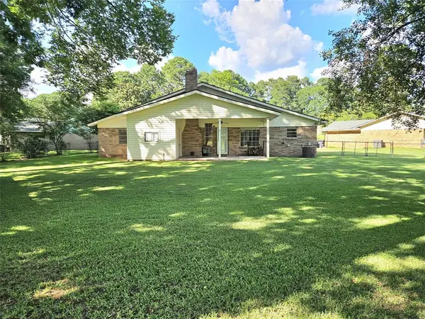 2037 Darlington Court, Shreveport, LA 71118