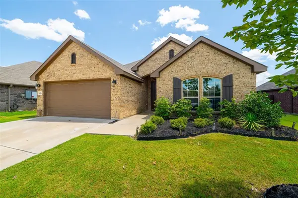 105 Cheryl Drive, Keene, TX 76059