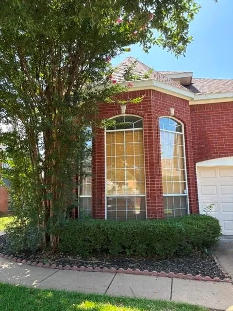 1826 Meadow Crest Drive, Grapevine, TX 76051