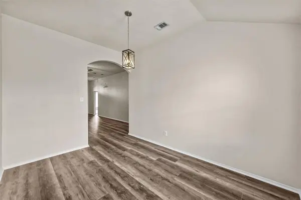 2032 Sunny Side Drive, Little Elm, TX 75068