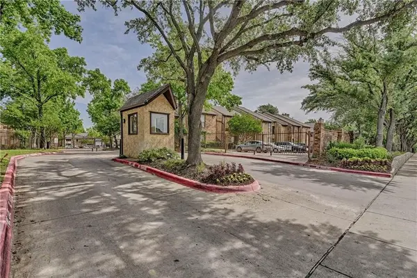 2014 Willoughby Lane #4624, Arlington, TX 76011