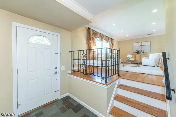 27 Bogert Rd, Montville Twp., NJ 07058