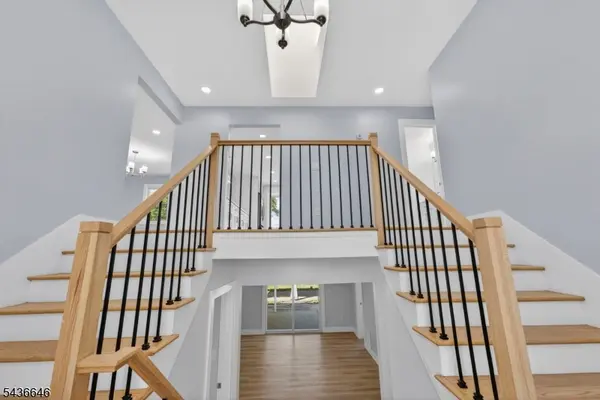 91 Oakey Dr, South Brunswick Twp., NJ 08824