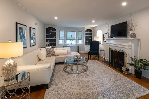 200 Wychwood Rd, Westfield Town, NJ 07090