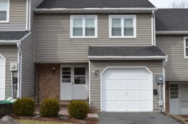 8 Stockton Ct, Parsippany-troy Hills Twp., NJ 07950