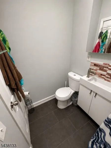 697 1/2 N 5Th St, Newark City, NJ 07107