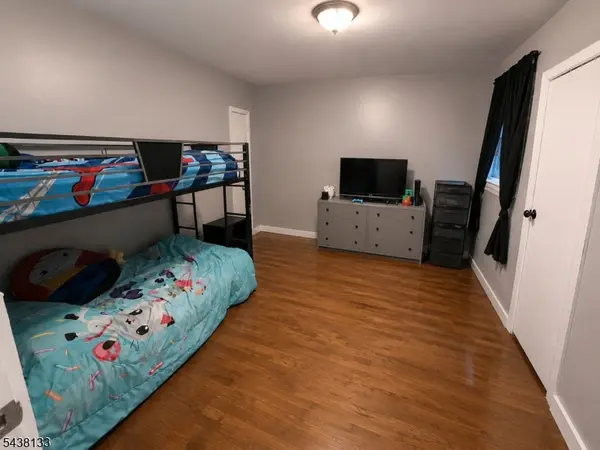 697 1/2 N 5Th St, Newark City, NJ 07107