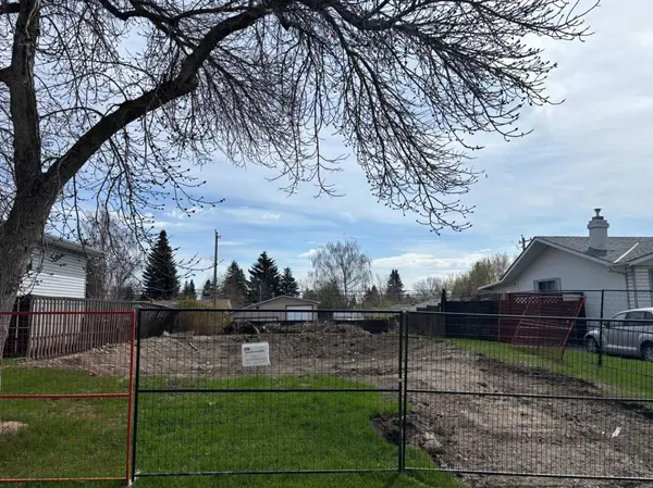 362A Ashley CRES SE, Calgary, AB T2H 1T7