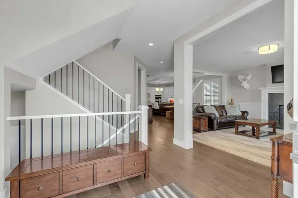 6 Cooperstown CT SW, Airdrie, AB T4B2C5