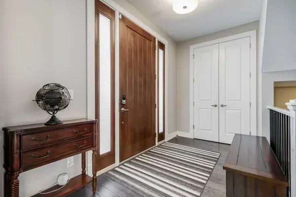 6 Cooperstown CT SW, Airdrie, AB T4B2C5