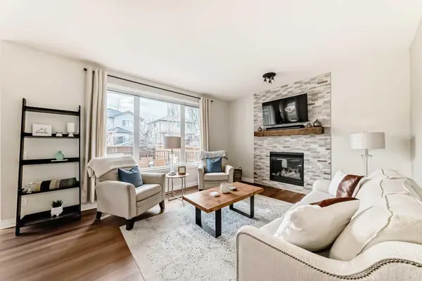 127 Cimarron Park CIR, Okotoks, AB T1S 2H5